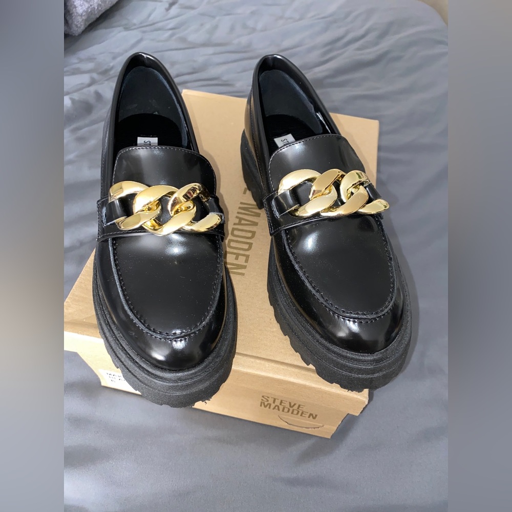 STEVE MADDEN PLATFORM MAKIRA LOAFERS